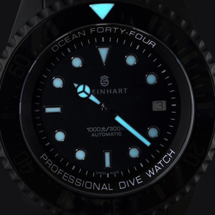 OCEAN 44 premium black DLC Diver's watches with waterproof case